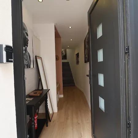 Holiday home Afrobohome, Confort, Familles Et Petits Groupes, Clim, 2 A 6 Personnes, Proche Centre Nimes, Garage Clos Nimes