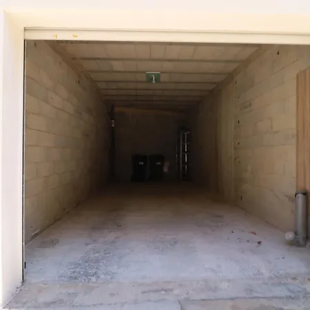 Afrobohome, Experience Atypique, Clim, 2 A 6 Personnes, Proche Centre Nimes, Garage Clos