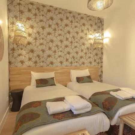 Дом отдыха Afrobohome, Experience Atypique, Clim, 2 A 6 Personnes, Proche Centre Nimes, Garage Clos