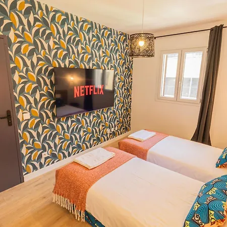 Afrobohome, Confort, Familles Et Petits Groupes, Clim, 2 A 6 Personnes, Proche Centre Nimes, Garage Clos * Nimes