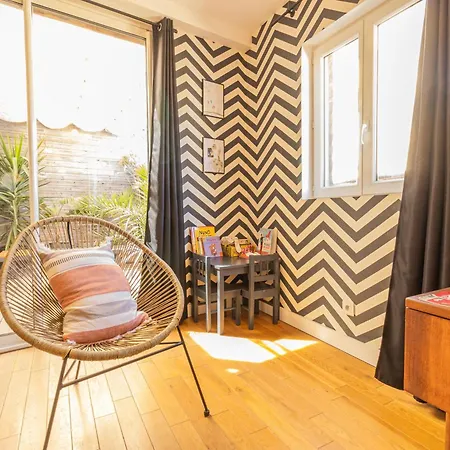 Afrobohome, Experience Atypique, Clim, 2 A 6 Personnes, Proche Centre Nimes, Garage Clos *
