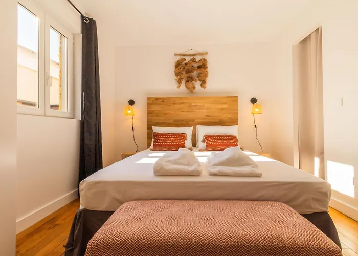 Afrobohome, Expérience Atypique, Clim, 2 à 6 Personnes, Proche Centre Nîmes, Garage Clos * Nîmes