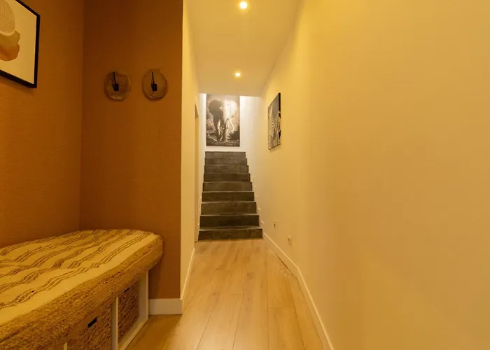 Afrobohome, Expérience Atypique, Clim, 2 à 6 Personnes, Proche Centre Nîmes, Garage Clos Casa vacanze *